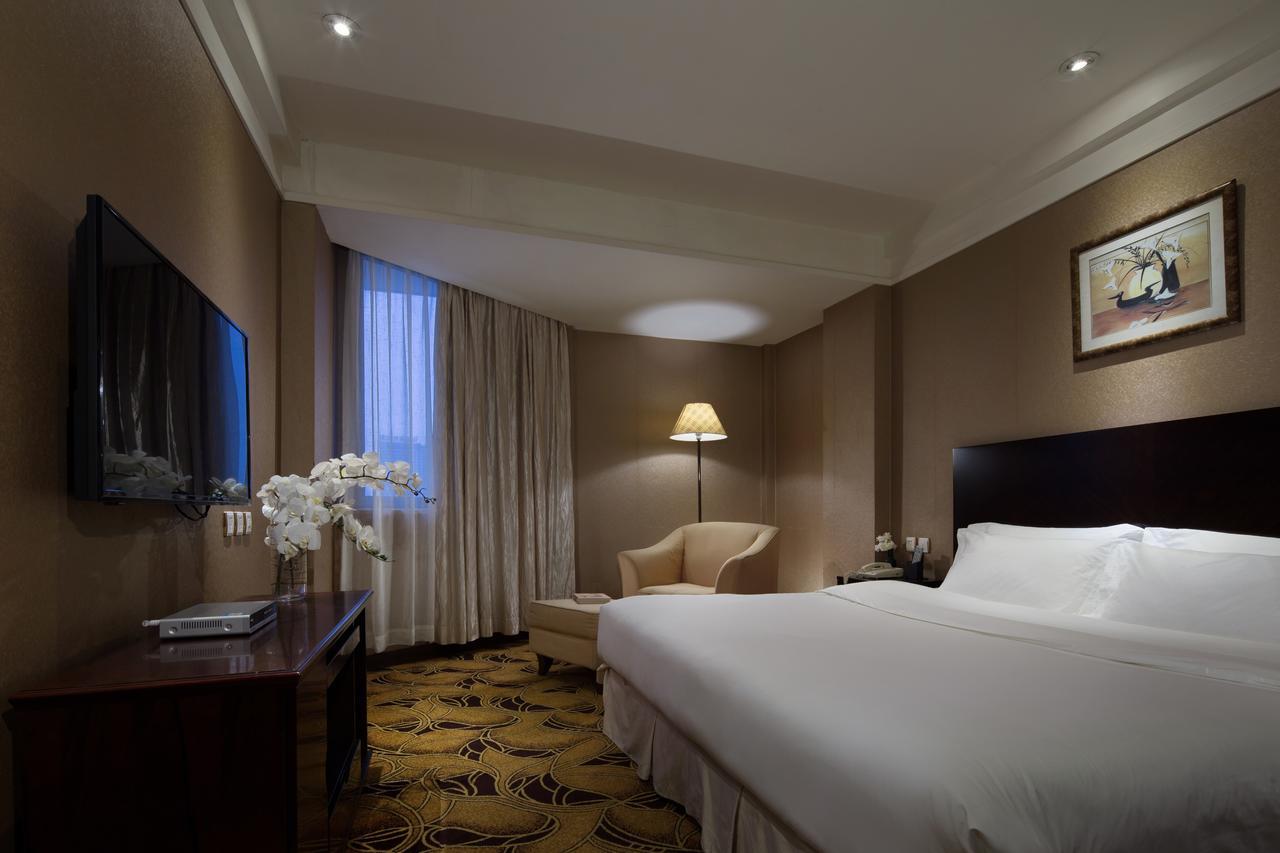 Wanxing Hotel Chao Yang Square Branch 南寧 エクステリア 写真