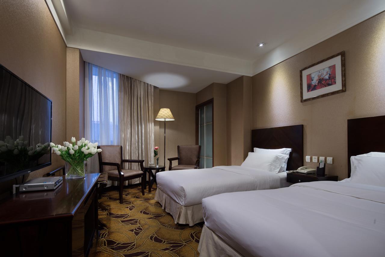 Wanxing Hotel Chao Yang Square Branch 南寧 エクステリア 写真