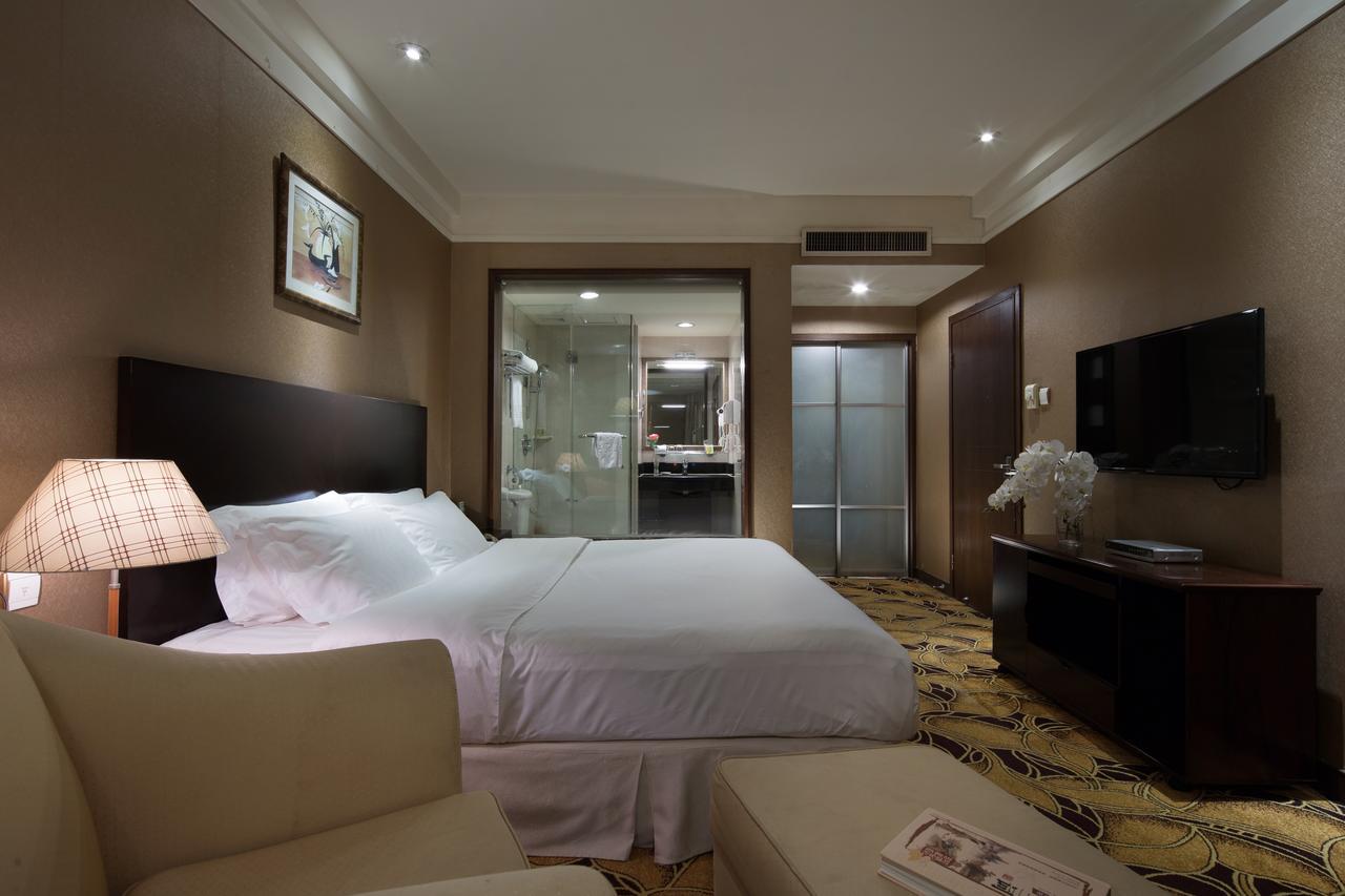 Wanxing Hotel Chao Yang Square Branch 南寧 エクステリア 写真