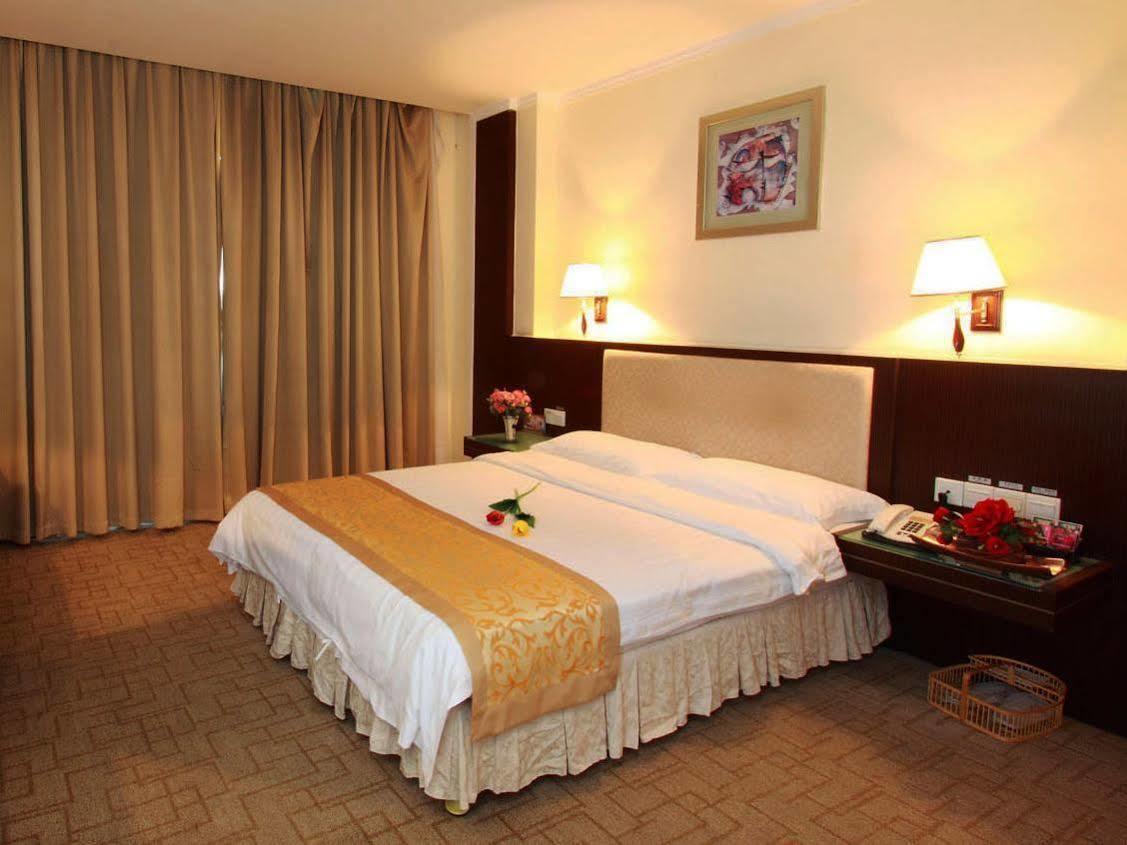 Wanxing Hotel Chao Yang Square Branch 南寧 エクステリア 写真