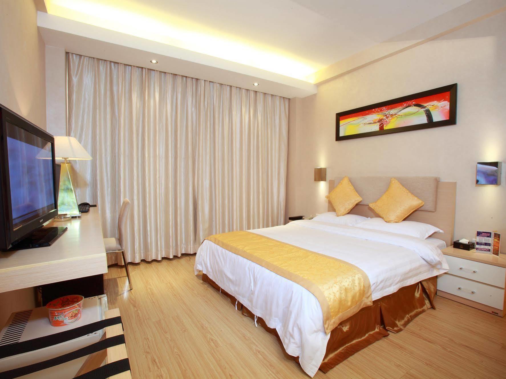 Wanxing Hotel Chao Yang Square Branch 南寧 エクステリア 写真