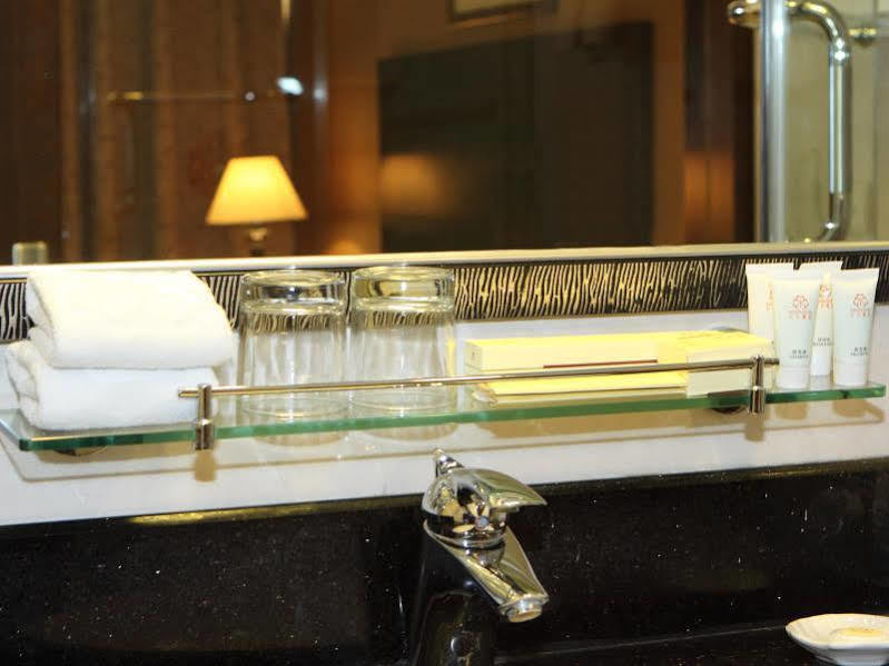 Wanxing Hotel Chao Yang Square Branch 南寧 エクステリア 写真