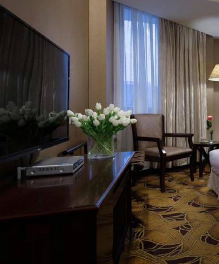 Wanxing Hotel Chao Yang Square Branch 南寧 エクステリア 写真