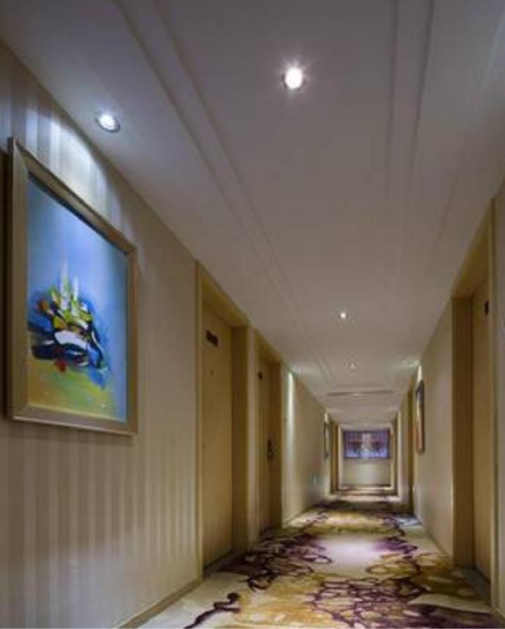 Wanxing Hotel Chao Yang Square Branch 南寧 エクステリア 写真