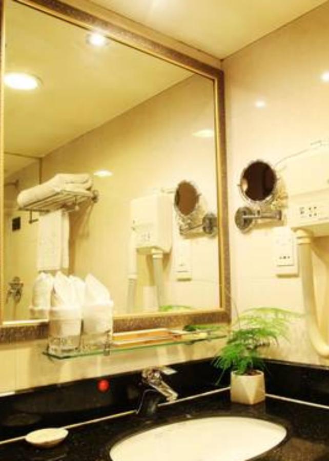 Wanxing Hotel Chao Yang Square Branch 南寧 エクステリア 写真